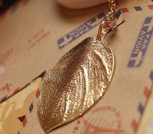 Fashion Womens Charm Golden Leaf Pendant Necklace Long Sweater Chain Jewelry N3