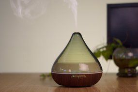 300ml Ultrasonic Cool Mist Humidifier ,Essential Oil Aromatherapy Diffuser with 7 Colors LED and Waterless Auto... N45