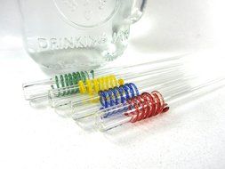 Hummingbird Glass Straws with Cleaning Brush (2 Pack), 8" x 9.5mm, Blue N3