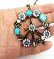 QTMY Fashion Antiwar Peace Sign Long statement Choker Necklace Jewelry Collar with Pendant chain for Women N3