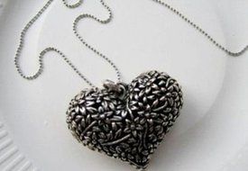 women Carved Heart Flower Long Chain Silver Tone Pendant Necklace gift N2
