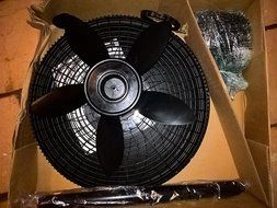 Lasko Cyclone 18 in. Adjustable Pedestal Fan N3
