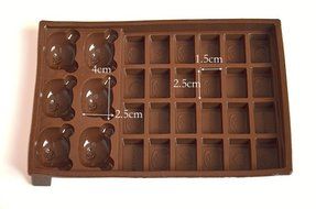 Yunko 30 Cavity Rilakkuma Bear Silicone Cookie Chocolate Candy and Gummy Mold