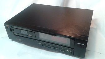 Vintage JVC XL-M301BK Automatic Compact Disc Changer with Ejectable Magazine CD Player Manufactured in Japan 1989