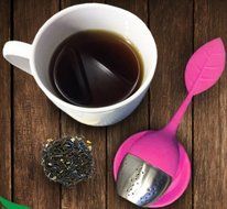Tongzuo Silicone Loose Leaf Tea Infuser Strainer with Resting Coaster (Red, Blue, Green and Pink Optional) (2,... N2