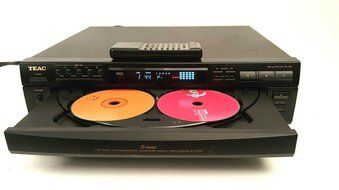 Teac PD-D2500 Compact Disc Multi Player N2