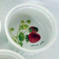 NEW FRUIT 4"RAMEKIN STRAWB