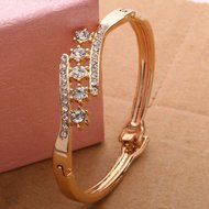 Hot Fashion Women Gold Plated Bangle Crystal Cuff Elegant Bracelet Jewelry Gift