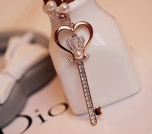 Hot Pearl Crystal Rhinestone Key Pendant Long Chain Necklace Fashion Jewelry N2