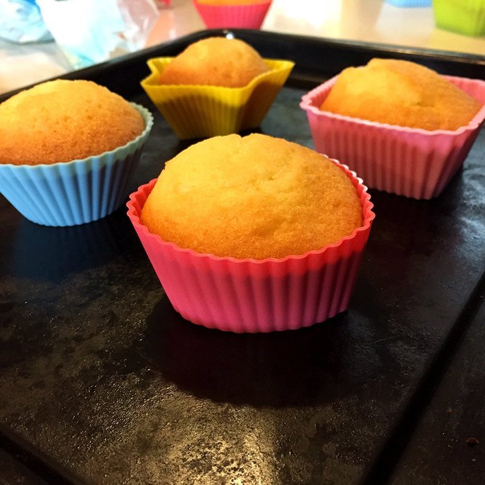 Lapurete&rsquo;s &reg; 36-pack Cupcake Liners-Silicone Reusable Cupcake and Muffin Baking Cup-No BPA,Six Vibrant colors....