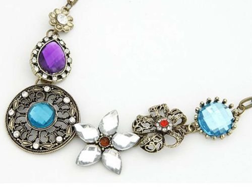 Women Crystal Flower Pendant Choker Chain Bib Statement Necklace Fashion Jewelry N3