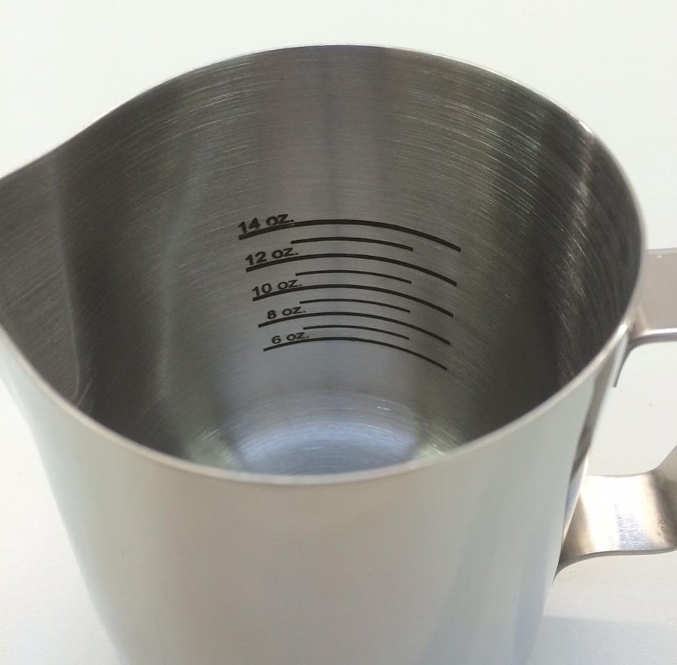 33 oz Stainless Steel Frothing Pitcher with Graduated Interior Markings N4