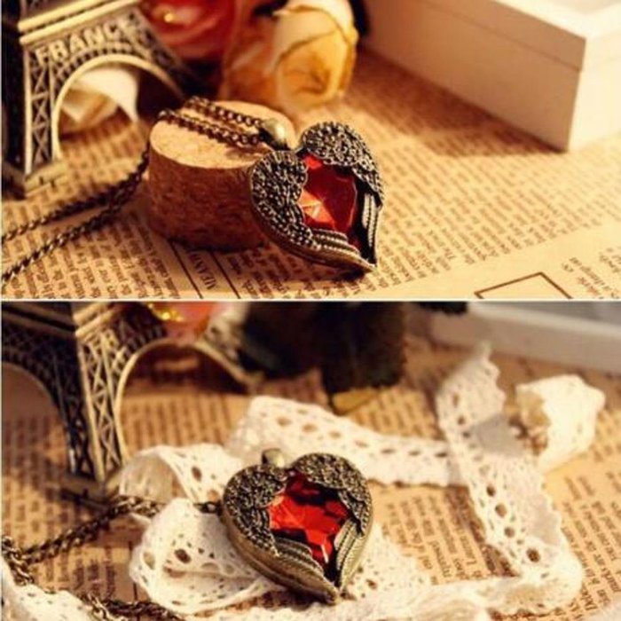 Vintage Heart Ruby Necklace Fashion Women Retro Bronze Long Chain Jewelry Gift N5