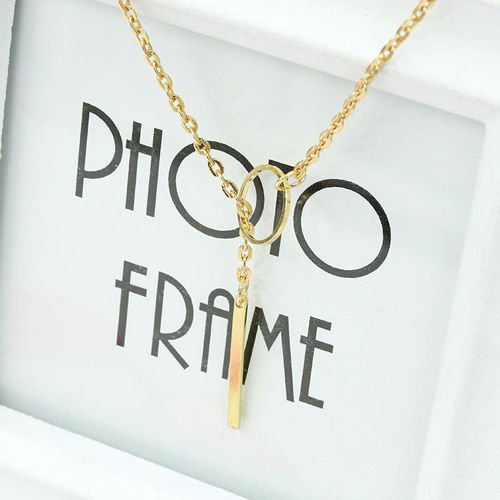 Urban Anthropologie Gold Plate Circle Bar Simple Chain Pendant