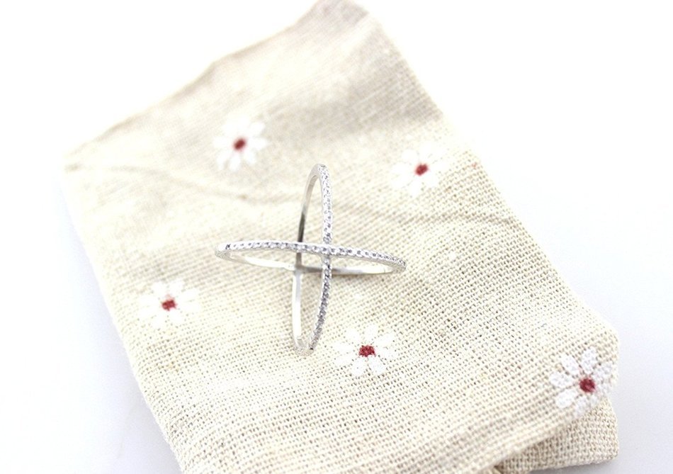 HI-BOOM Sterling Silver Pave CZ "X" Criss Cross Long Ring