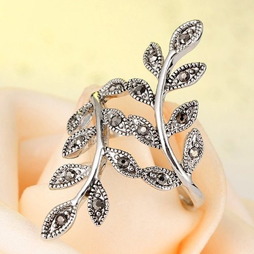 Women's Retro Punk Leaf Shape Rhinestone Decor Ring Party Jewelry Charms Sanwood (8) N4