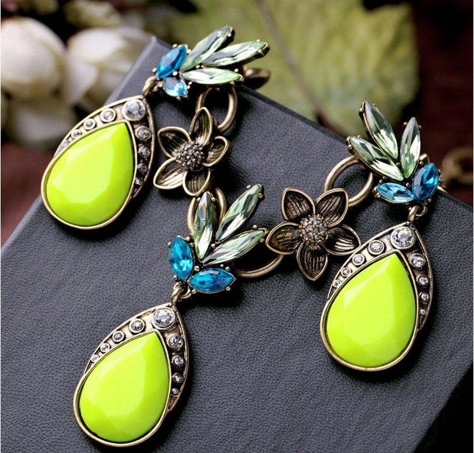 mashahan Retro Alloy Crystal Adjustable Necklaces for Women N3
