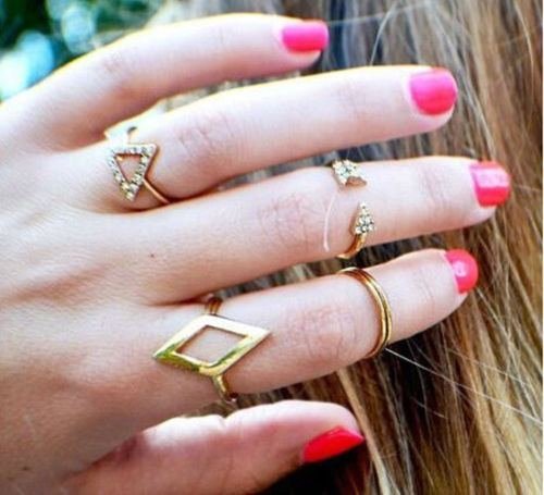 4 PCs Fashion Women Jewelry Gold Plated Rhinestone Ring Set Gift SIZE 5~10 N3