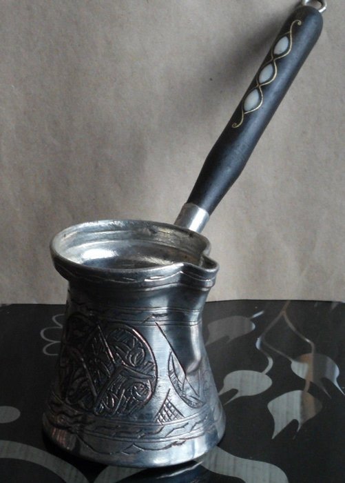 Handmade Antiquated Chiselwork Copper Turkish Coffee Pot Cezve Ibrik Briki