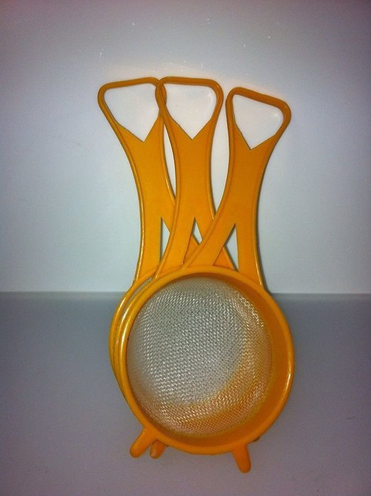 3 Pcs. Plastic Nylon Strainer Small 3"