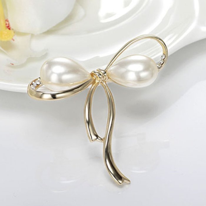 OCTCHOCO Bow Brooches Imitation Pearl Simple Bowknot Clip Pin for Women Dress Shawl (Gold) N2