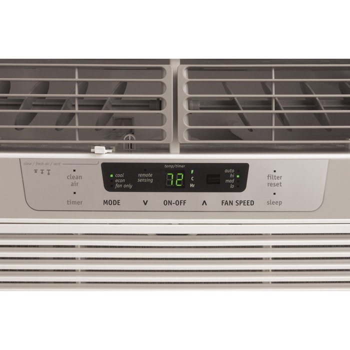 Frigidaire FRA126CT1 12-000 Btu Window Air Conditioner W / Temp Remote