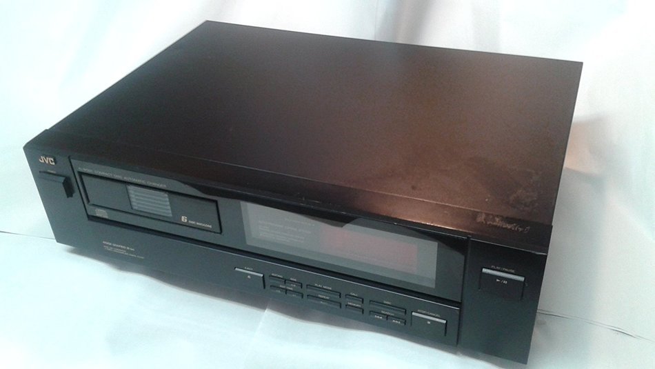 Vintage JVC XL-M301BK Automatic Compact Disc Changer with Ejectable Magazine CD Player Manufactured in Japan 1989