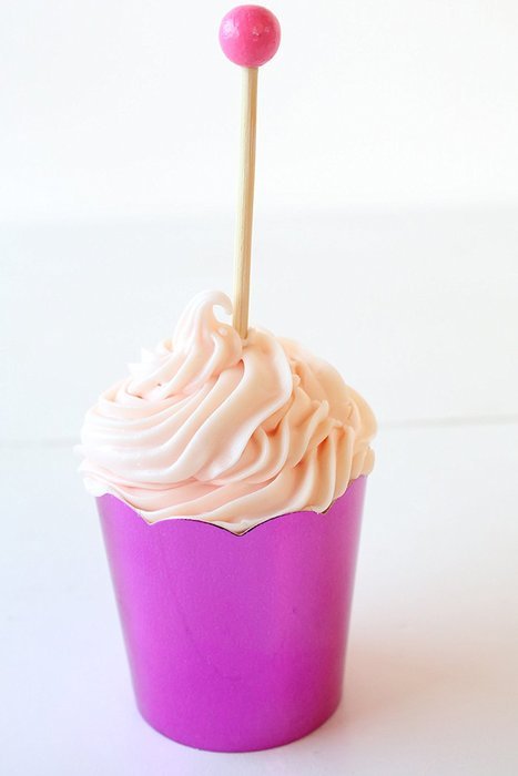 Simply Baked Petite Paper Baking Cup, Metallic Gold, 20-Pack, Entertain with Ease and Style, Serve Cupcakes, Ice... N3