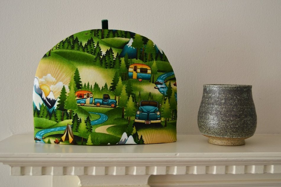 Artisanal Tea Cozy with Retro Campers & Rocky Mountains - 4 Sizes