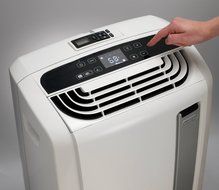 DeLonghi America PACAN120EW 12000BTU Whisper Cool Portable Air Conditioner N7