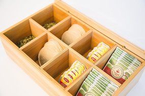 Axis International Bamboo Tea Box with Clear Lid, Brown