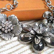 Fashion Women Bib Vintage Crystal Long Chain Pendant Statement Necklace Jewelry N2