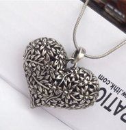 women Carved Heart Flower Long Chain Silver Tone Pendant Necklace gift N6
