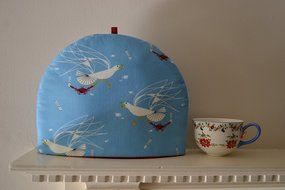 Seagulls and Crabs Artisanal Insulated Tea Cozy - Organic Eco Friendly Cotton - 4 Sizes N2