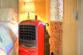 NewAir AF-1000R Portable Evaporative Cooler, Red N11