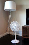SPT SF-1467 14-Inch Oscillating Standing Fan N3