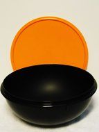 Tupperware 26 Cup Fix N Mix Bowl. Black with Orange Seal