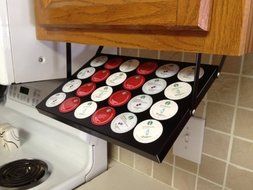 Coffee Keepers PM86OF3QSJ Under Cabinet Pod Storage, Black