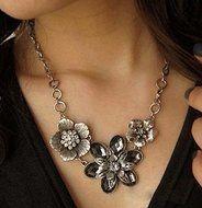 Fashion Women Bib Vintage Crystal Long Chain Pendant Statement Necklace Jewelry N3