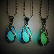 New Fashion Teardrop Magic Fairy Glow In The Dark Pendant Necklace Chain Jewelry N2