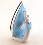 Innovage Home Cordless Steam Iron w/ Stand
