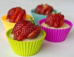 Top Chefs Silicone Baking Cups / Cupcake Liners - Set of 12 Reusable and Nonstick Cupcake Molds - 6 Vibrant Colored... N2