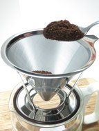 Newport Essentials Pour Over Coffee Filter: Stainless Steel Reusable Coffee Dripper and Brewer with Pour Over... N2