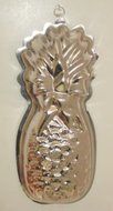Vintage Light Copper 1963 Pineapple Fruit Shaped Jello Mold - 4 Cups