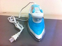 Conair Steam Iron 1500 Watts N2