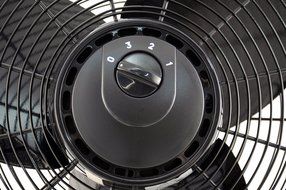 Air King 9420 20-Inch Industrial Grade Pedestal Fan N6