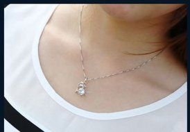 Jumping Dolphins Silver Rhinestone Creative Charm Necklace Pendant Love Souvenir N4
