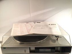 SANSUI Turntable Model P-D11 Vintage Record Player With Audio Technica Stylus N2