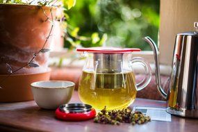 Tea Strainer:- Fine Mesh Stainless Steel Tea Infuser for Loose Leaf Tea - Perfect For All Your Favourites including...