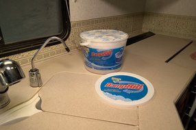 DampRid FG50T Hi-Capacity Moisture Absorber, 4-Pound Tub
